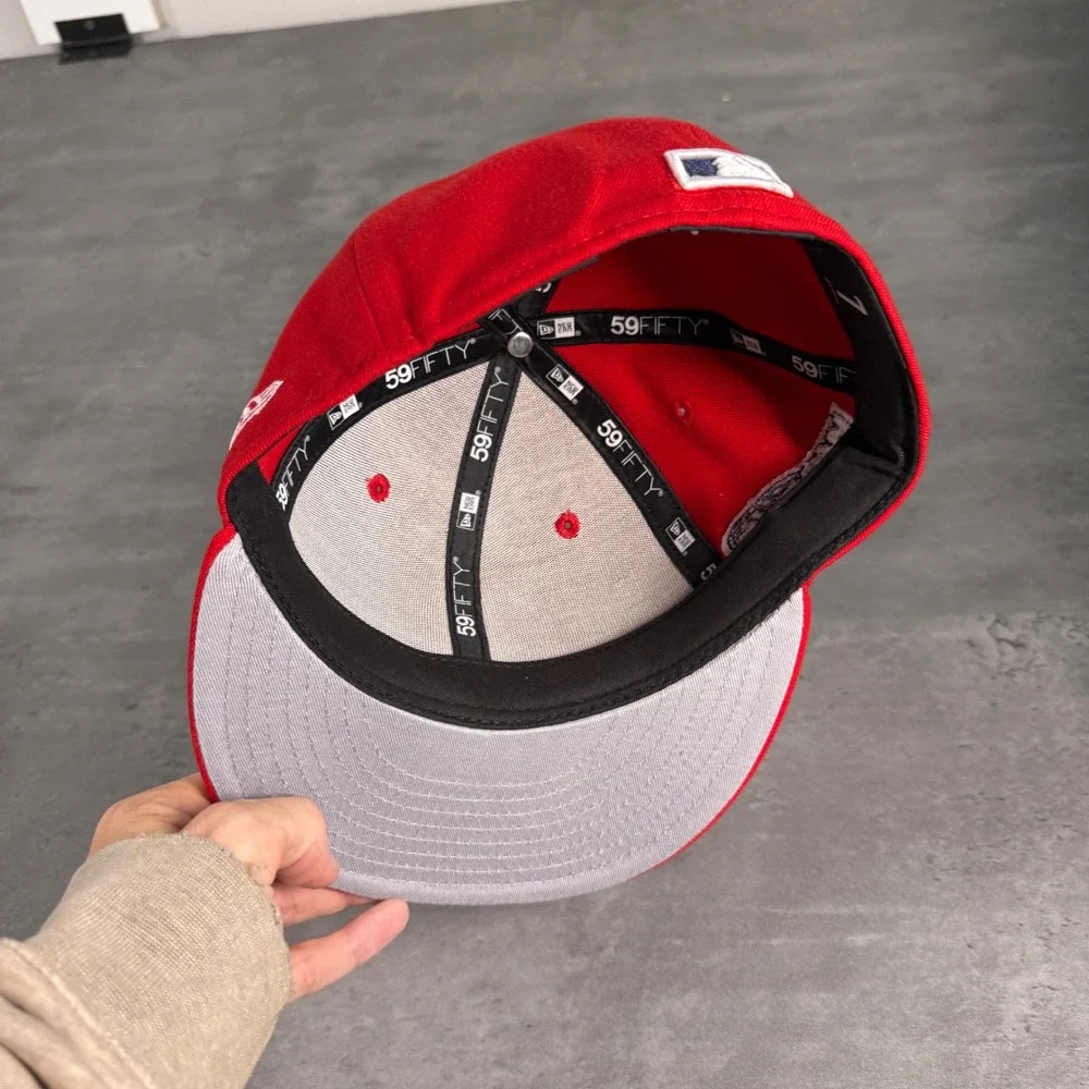 New‎ Era Boston Red Sox Hat 7 Red Pink White Fitted Cap 59FIFTY MLB Side Patch